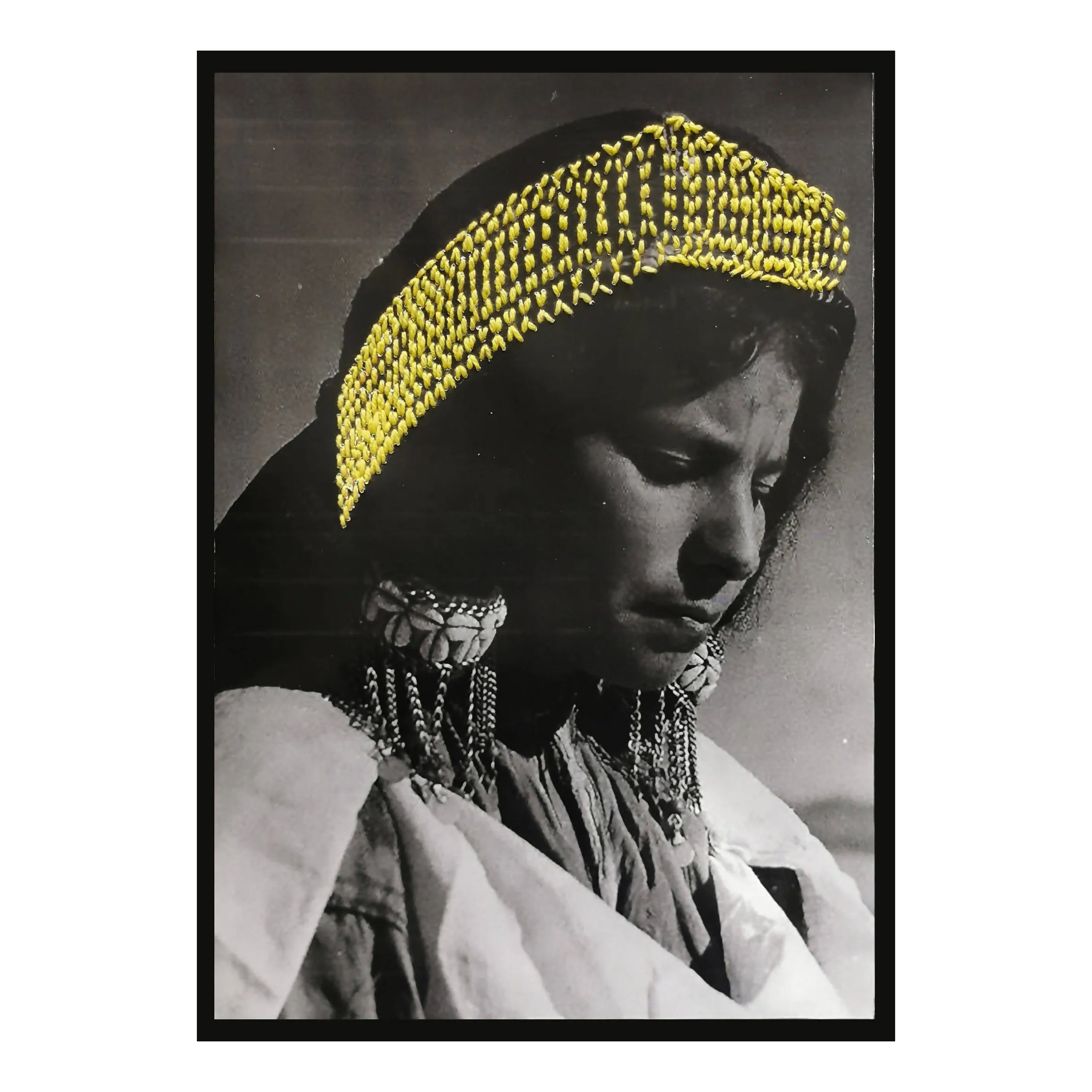 BERBER WOMAN - Embroidery on vintage photograph