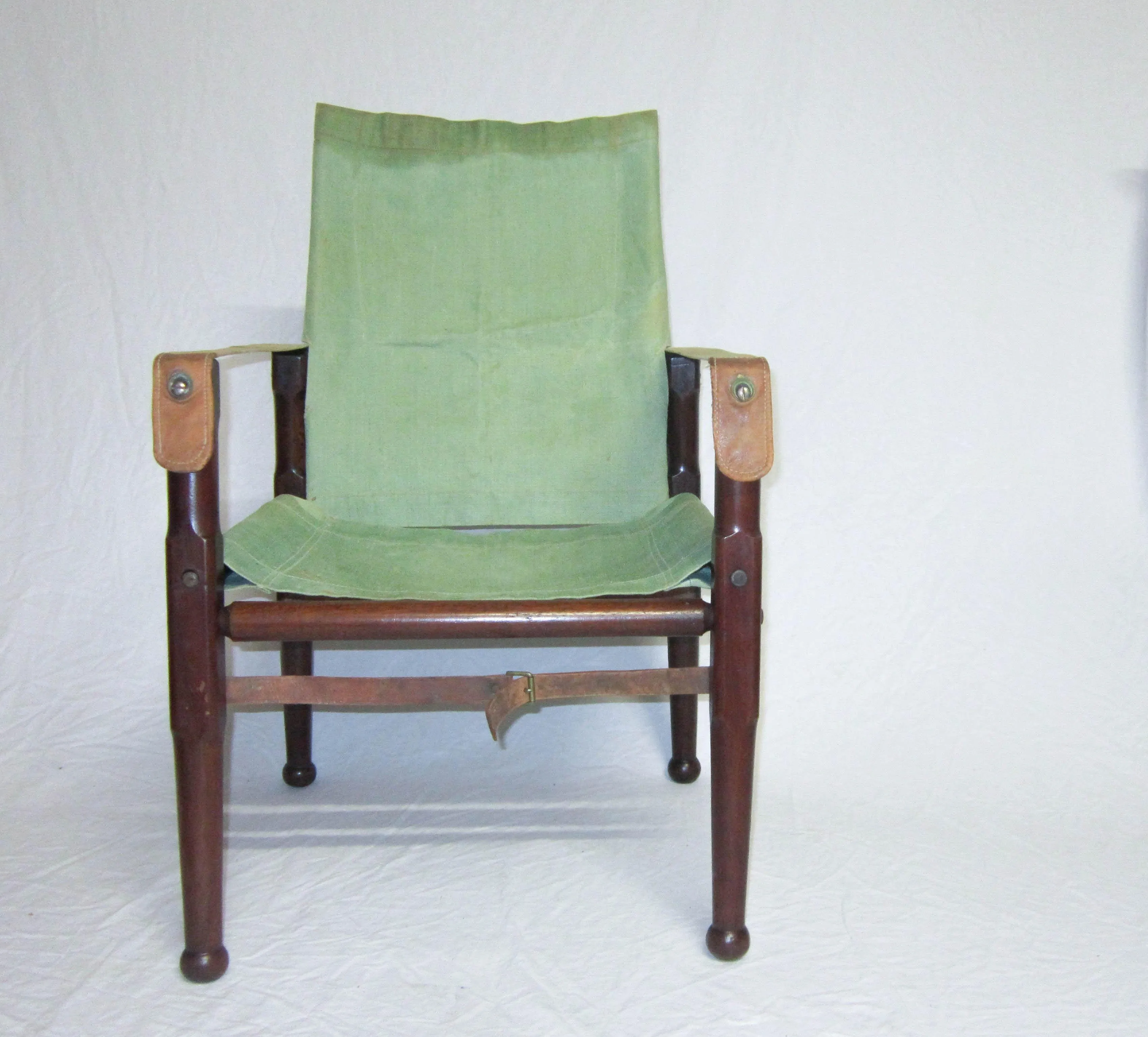 Early Twentieth Century Campaign Roorkhee Chair with Transit Bag