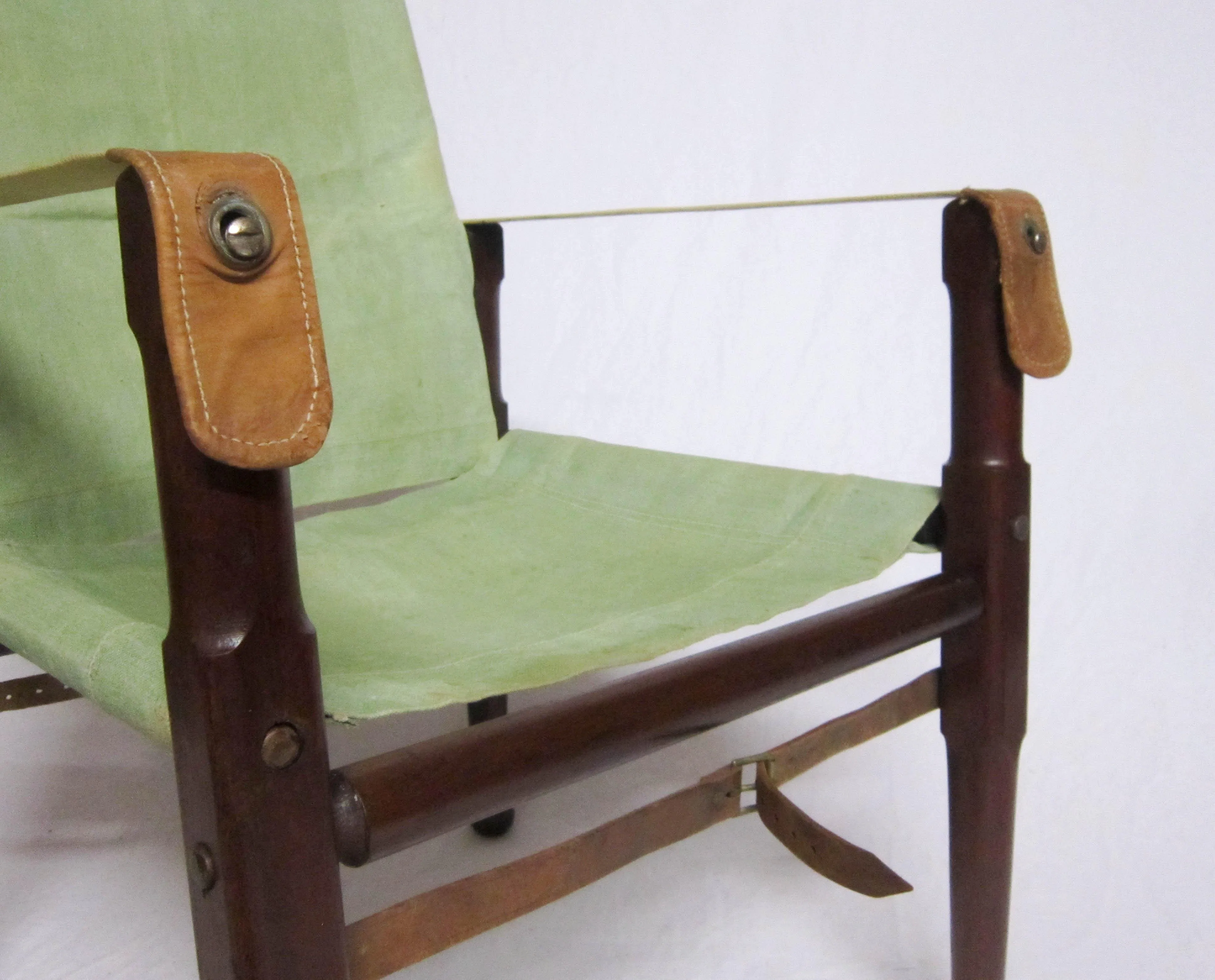 Early Twentieth Century Campaign Roorkhee Chair with Transit Bag