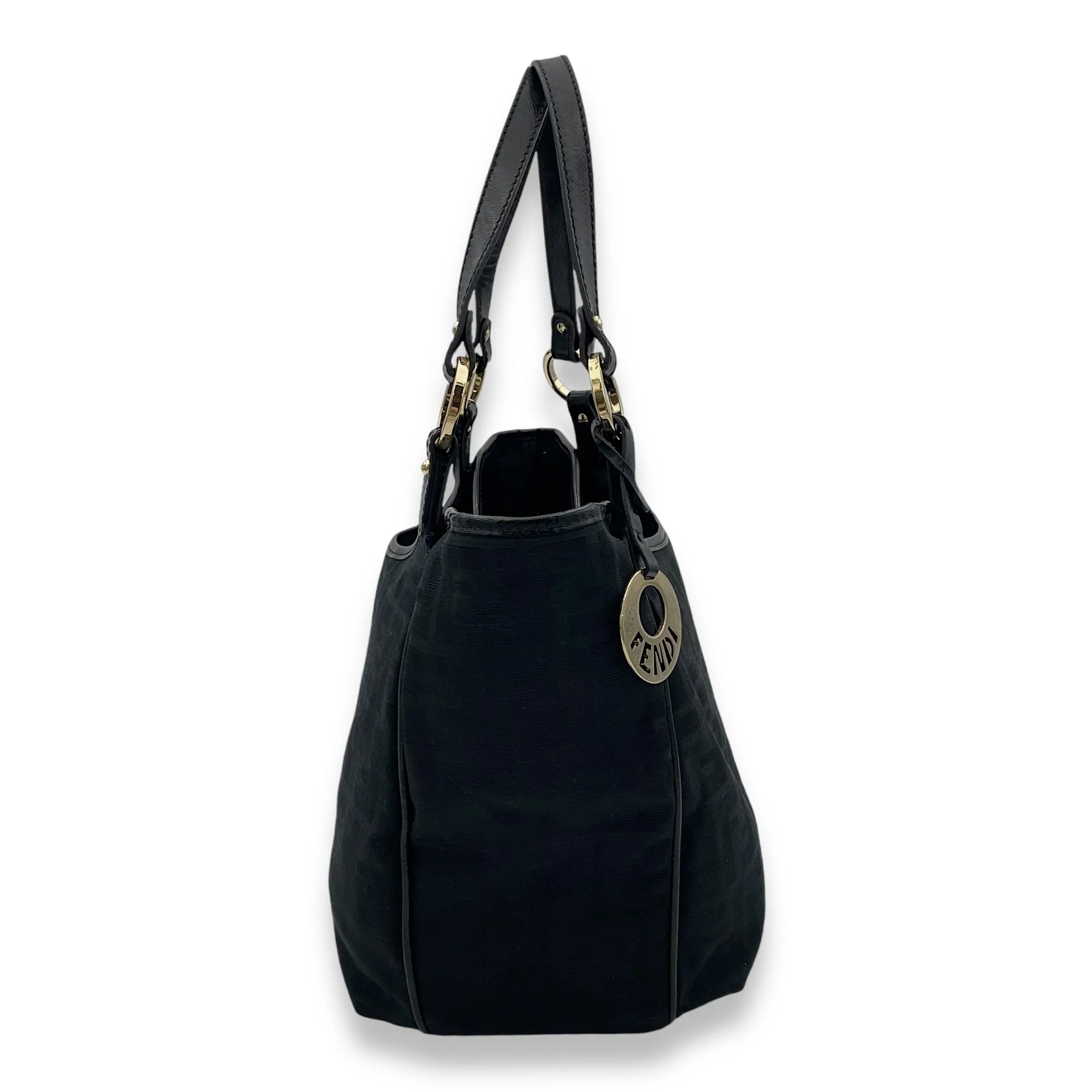 Vintage Shoulder Bag Black in Canvas, Gold hardware